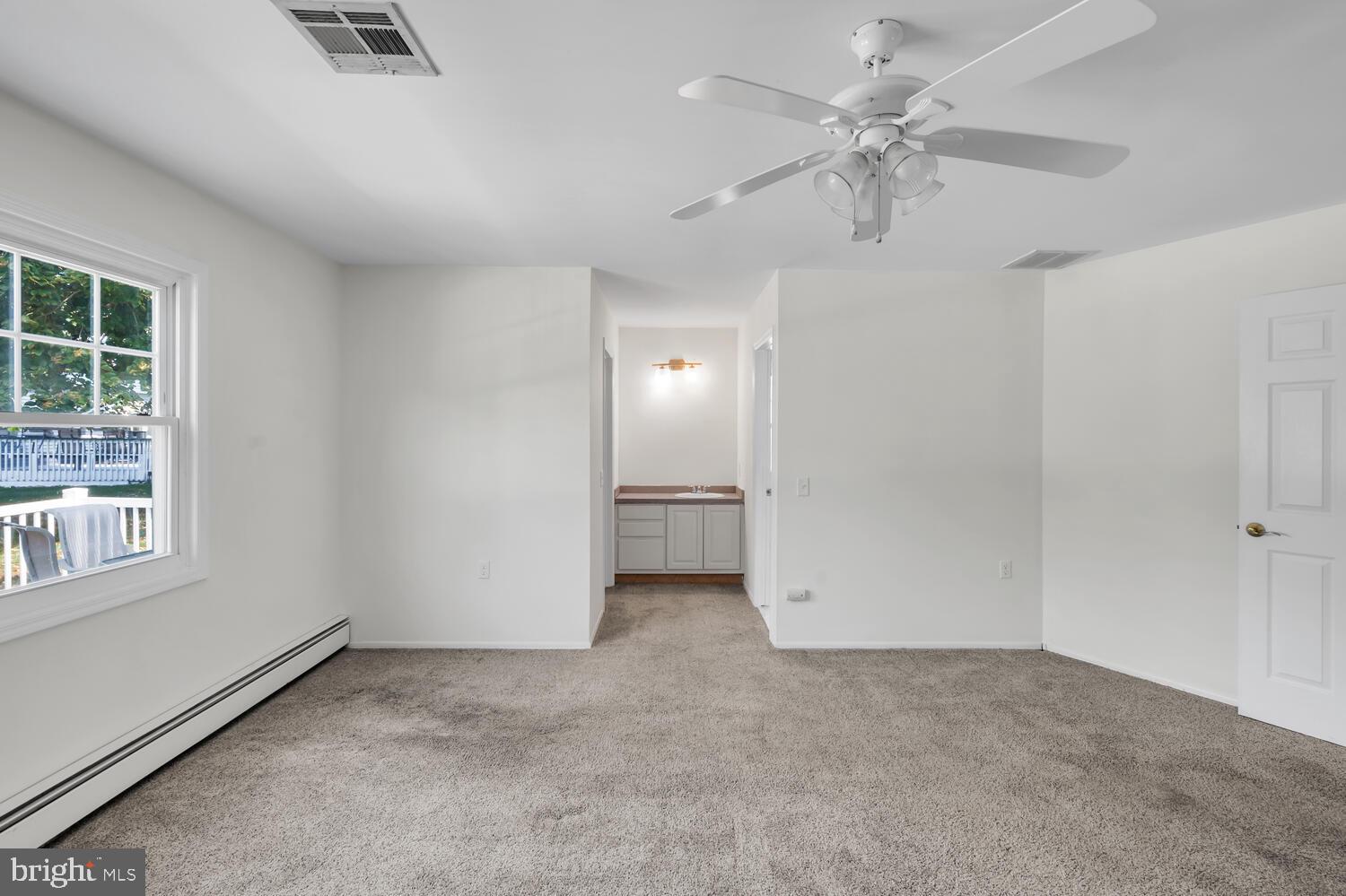 HOLIDAY CITY - SOUTH - Residential