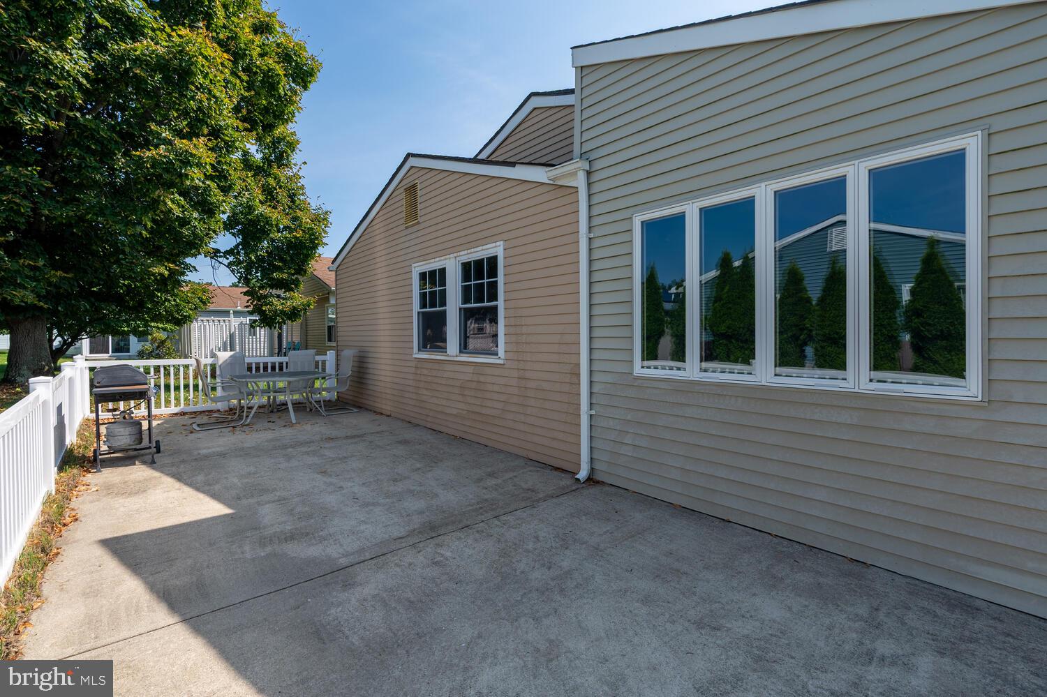 HOLIDAY CITY - SOUTH - Residential