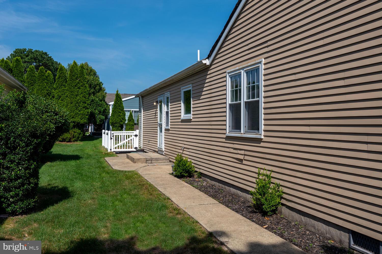 HOLIDAY CITY - SOUTH - Residential