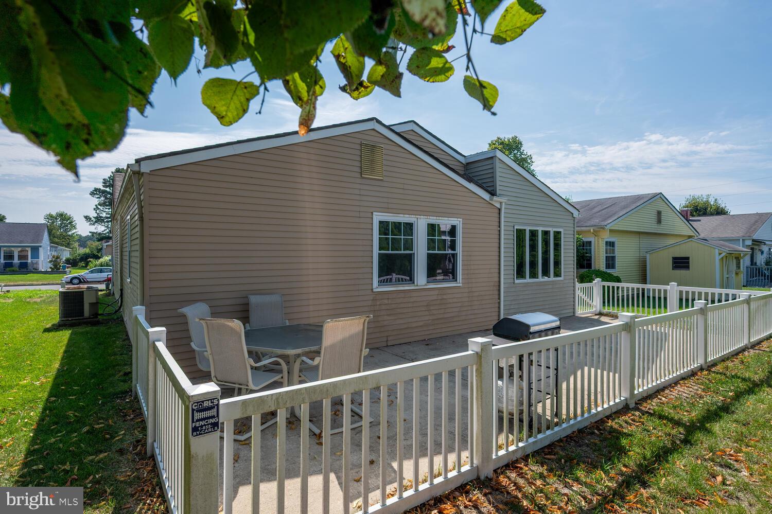 HOLIDAY CITY - SOUTH - Residential