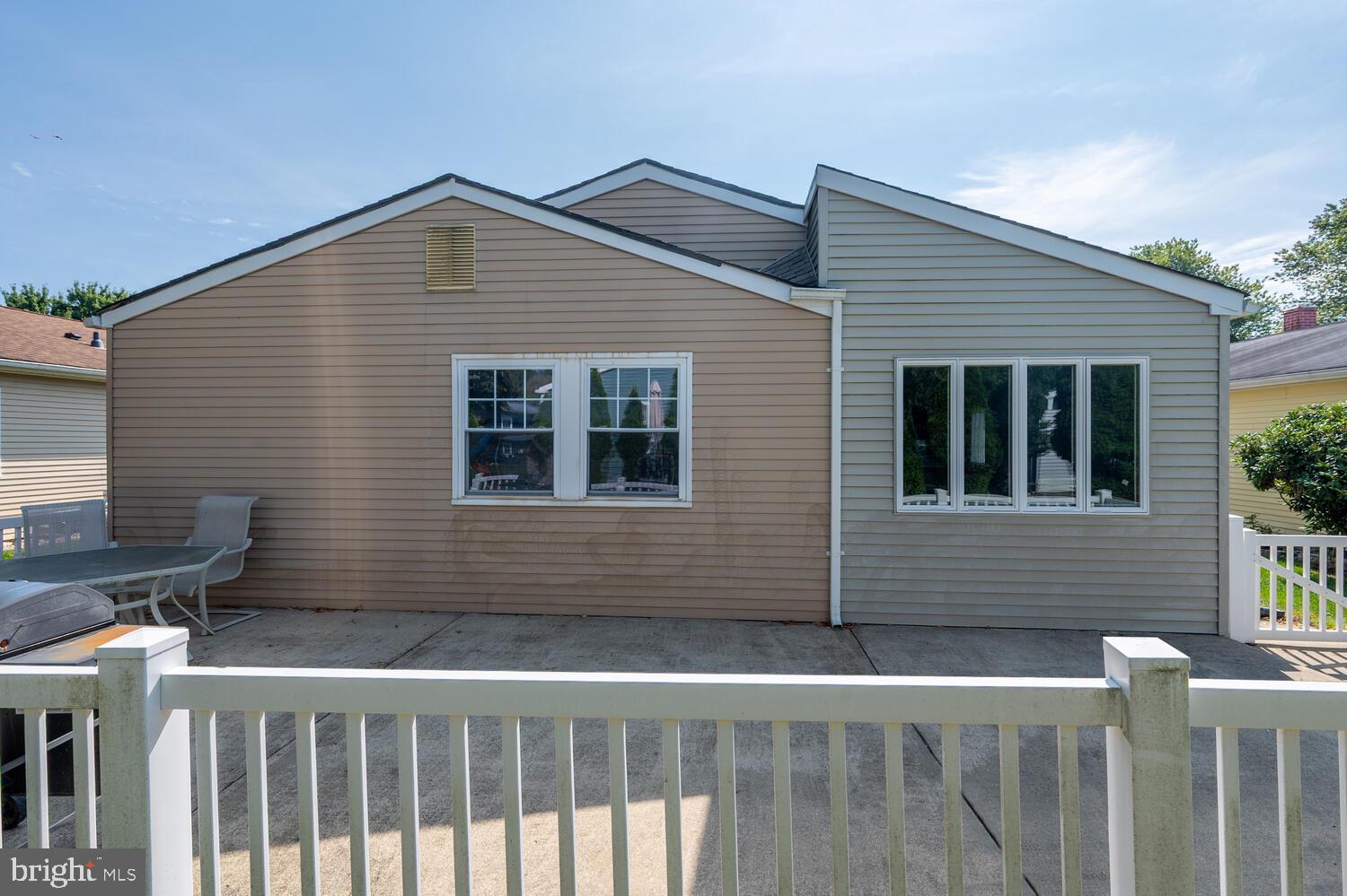 HOLIDAY CITY - SOUTH - Residential