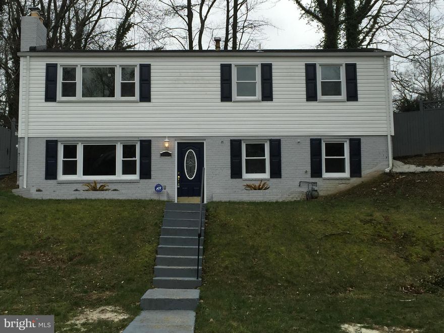 newly renovated  home featuring new windows, roof, kitchen with granite counter tops  appliances, electric heavy up,pluming washer and dryer all new, in this   3 bedrooms 3 full baths crown molding off st. parking, big patio off dinning room must see