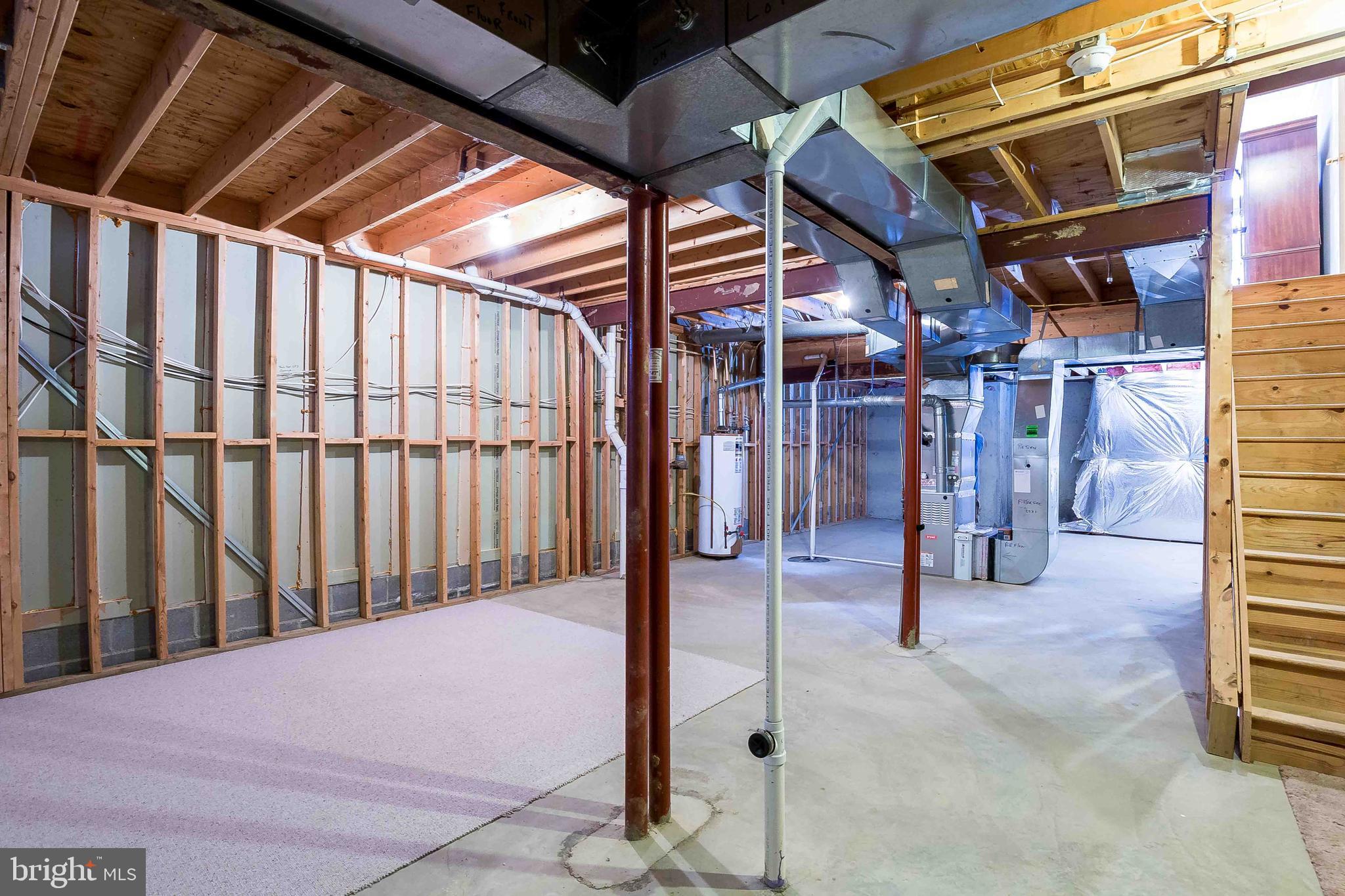 WORMANS MILL - Residential