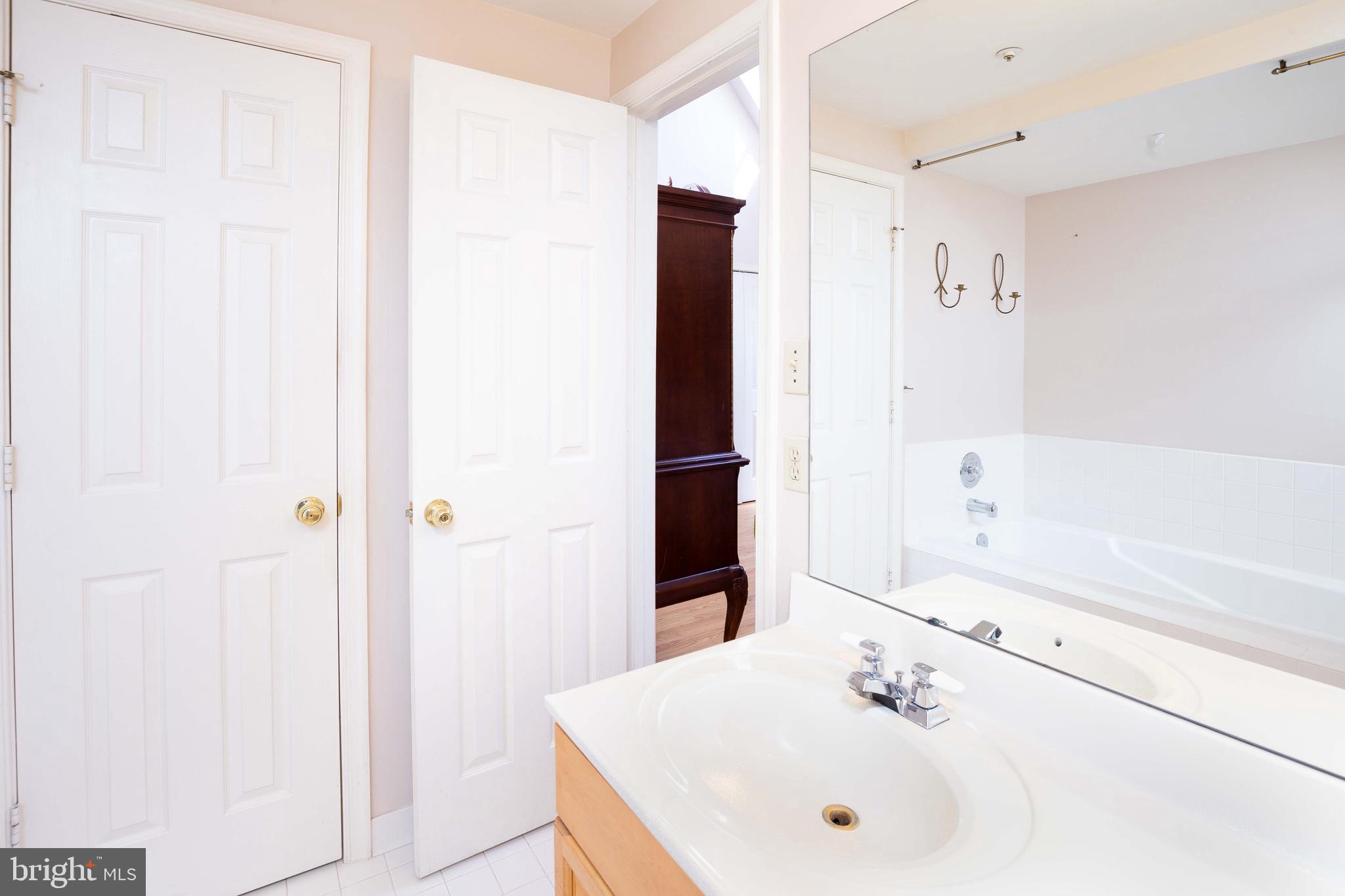 WORMANS MILL - Residential