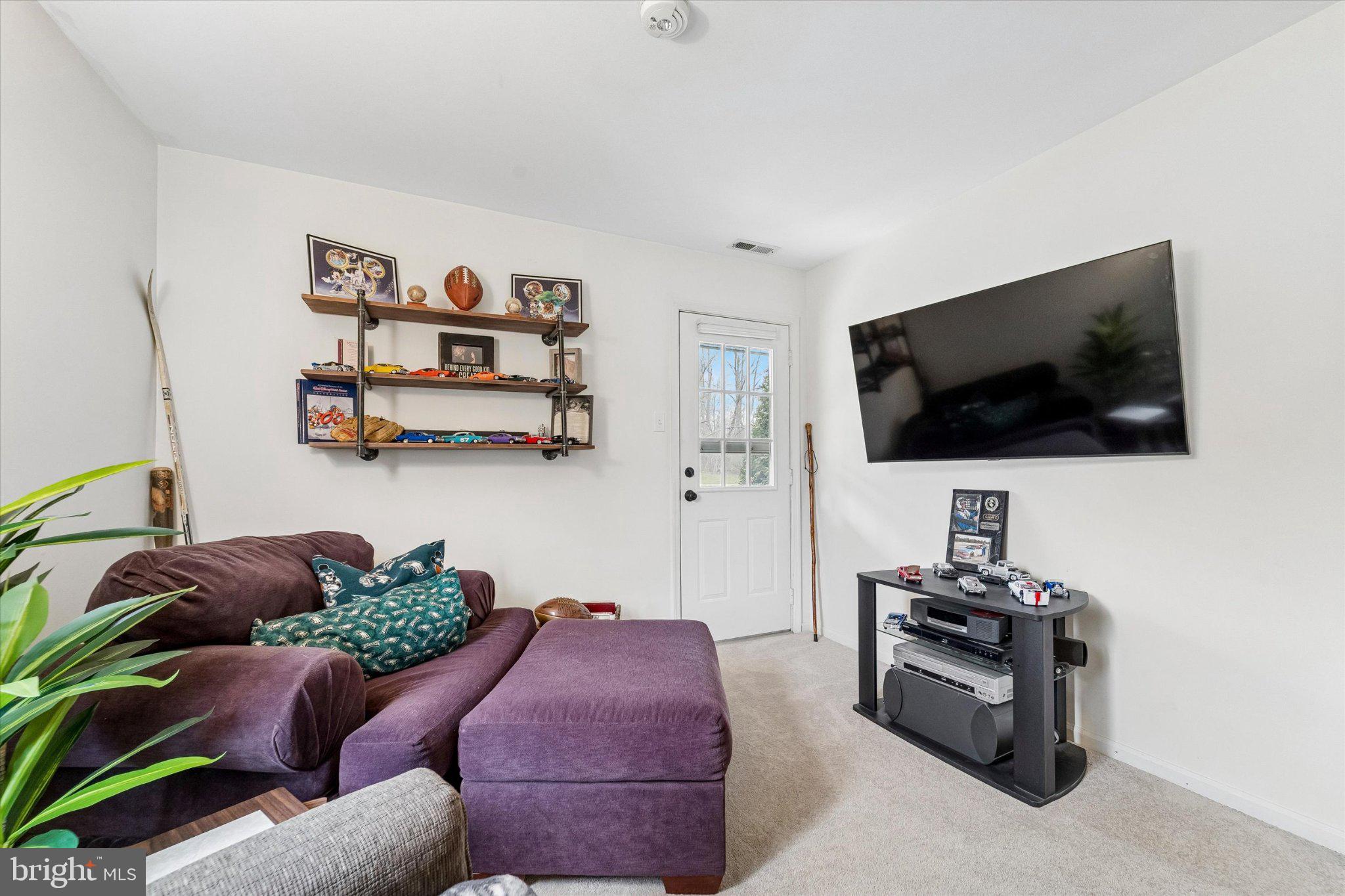 TURNBERRY - Residential