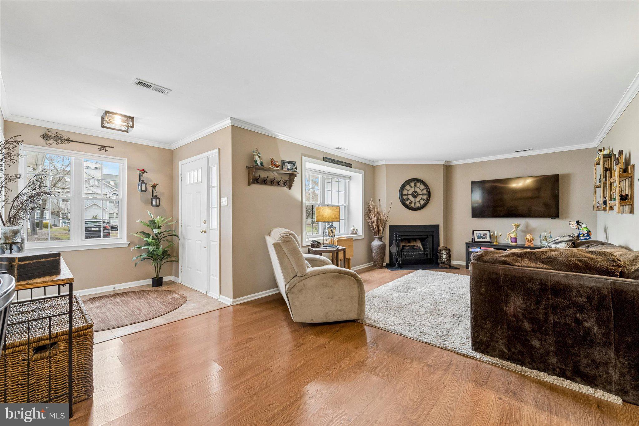 TURNBERRY - Residential