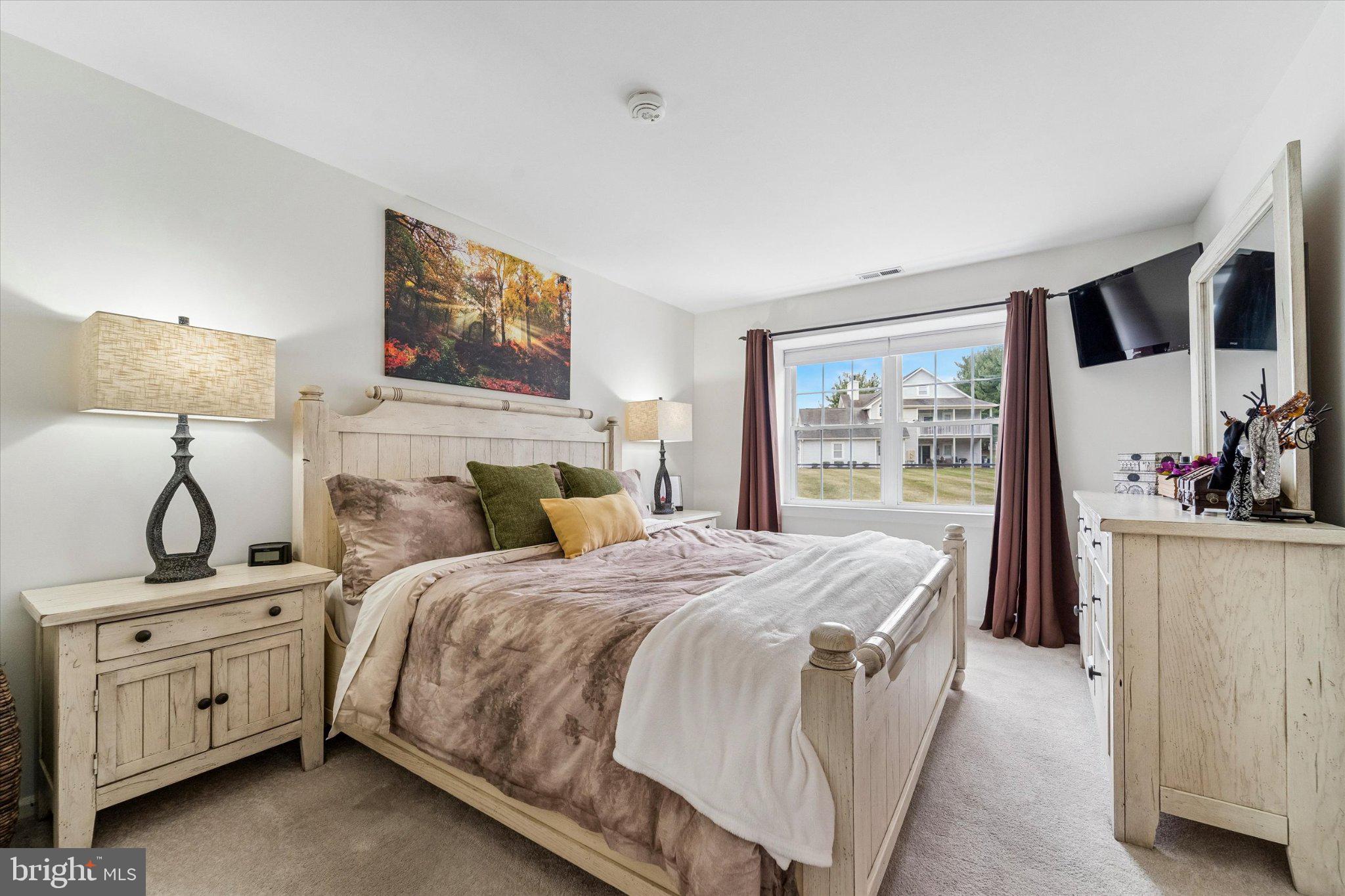 TURNBERRY - Residential