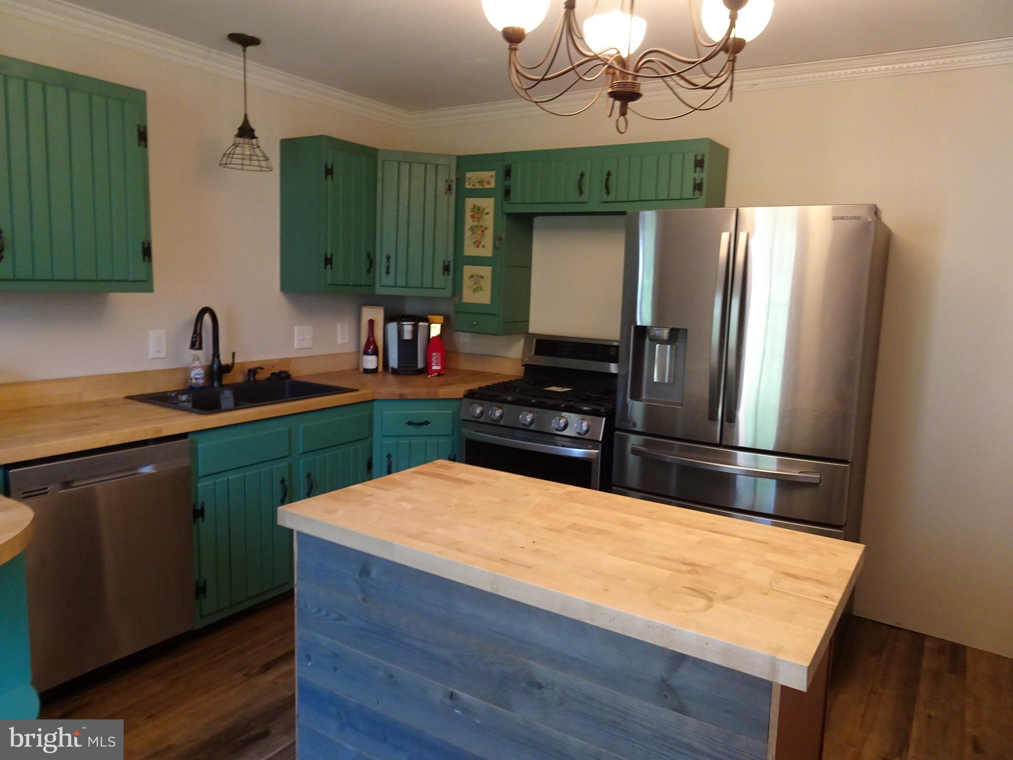 OLD NEW CASTLE - Residential Lease