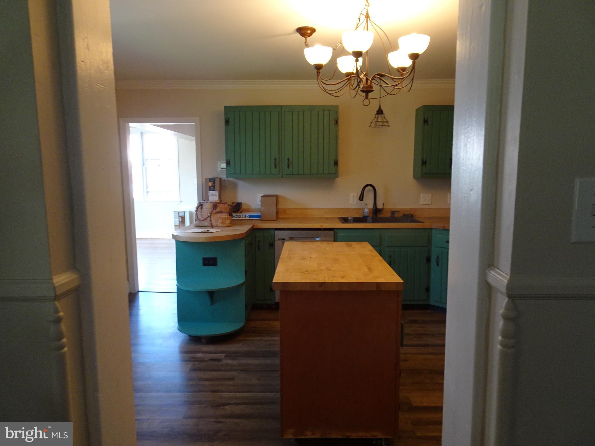 OLD NEW CASTLE - Residential Lease