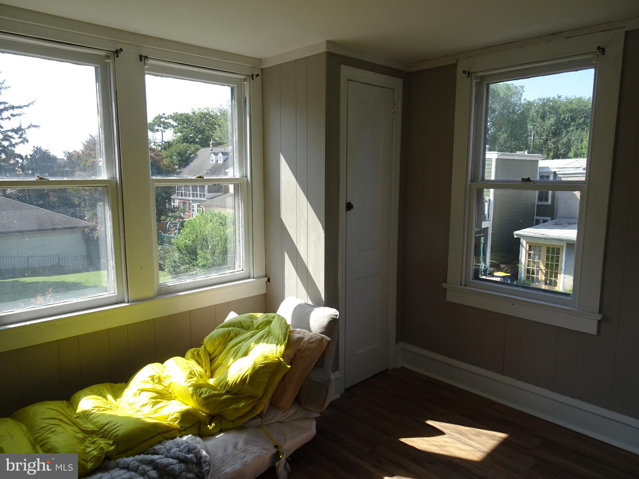 OLD NEW CASTLE - Residential Lease