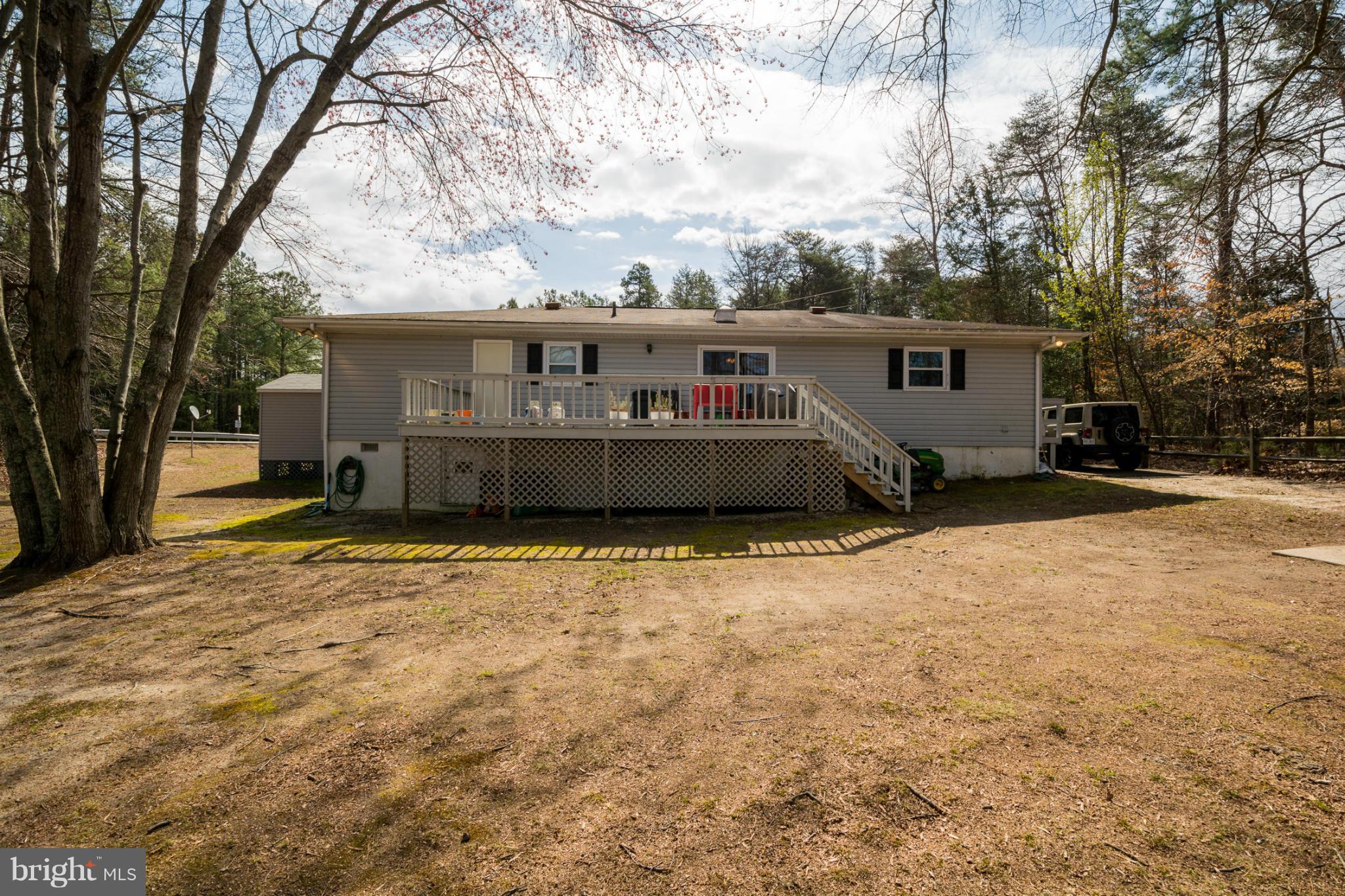 LAKE CAROLINE - Residential Lease