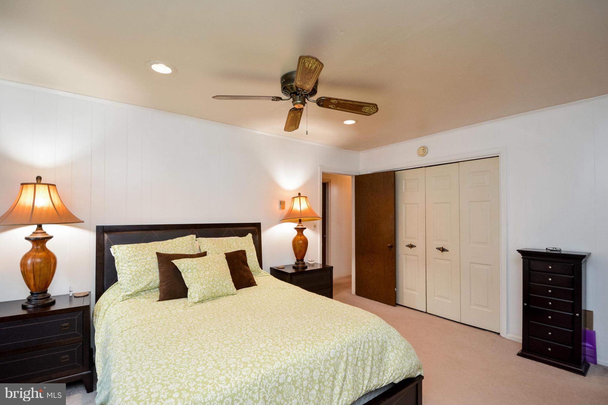 LAKE CAROLINE - Residential Lease