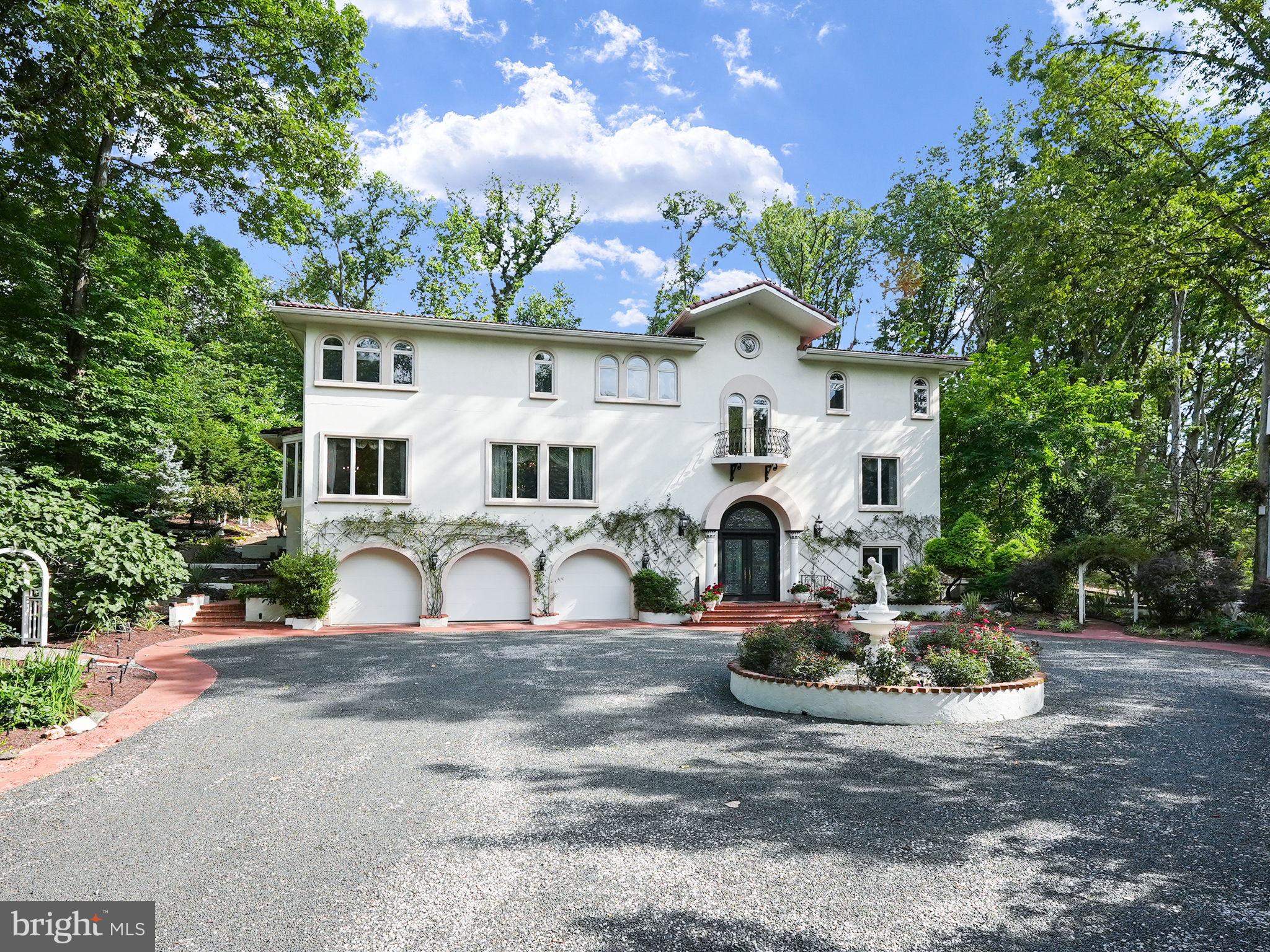 1405 N PEGRAM STREET