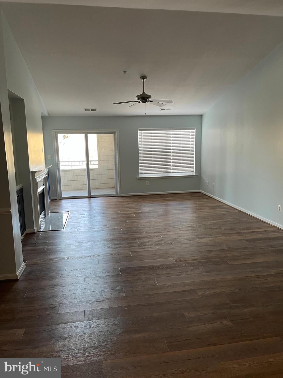 OYSTER BAY CONDOMINIUMS - Residential Lease