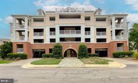 332 OYSTER BAY PLACE 403 SOLOMONS MD 20688