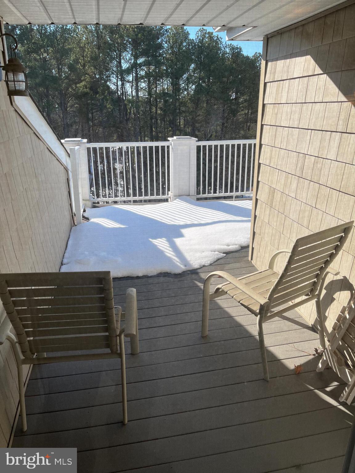 OYSTER BAY CONDOMINIUMS - Residential Lease