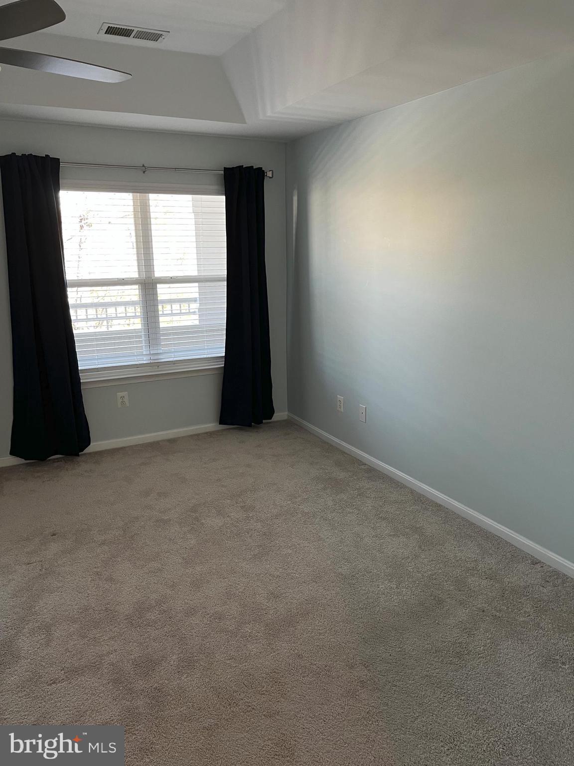 OYSTER BAY CONDOMINIUMS - Residential Lease