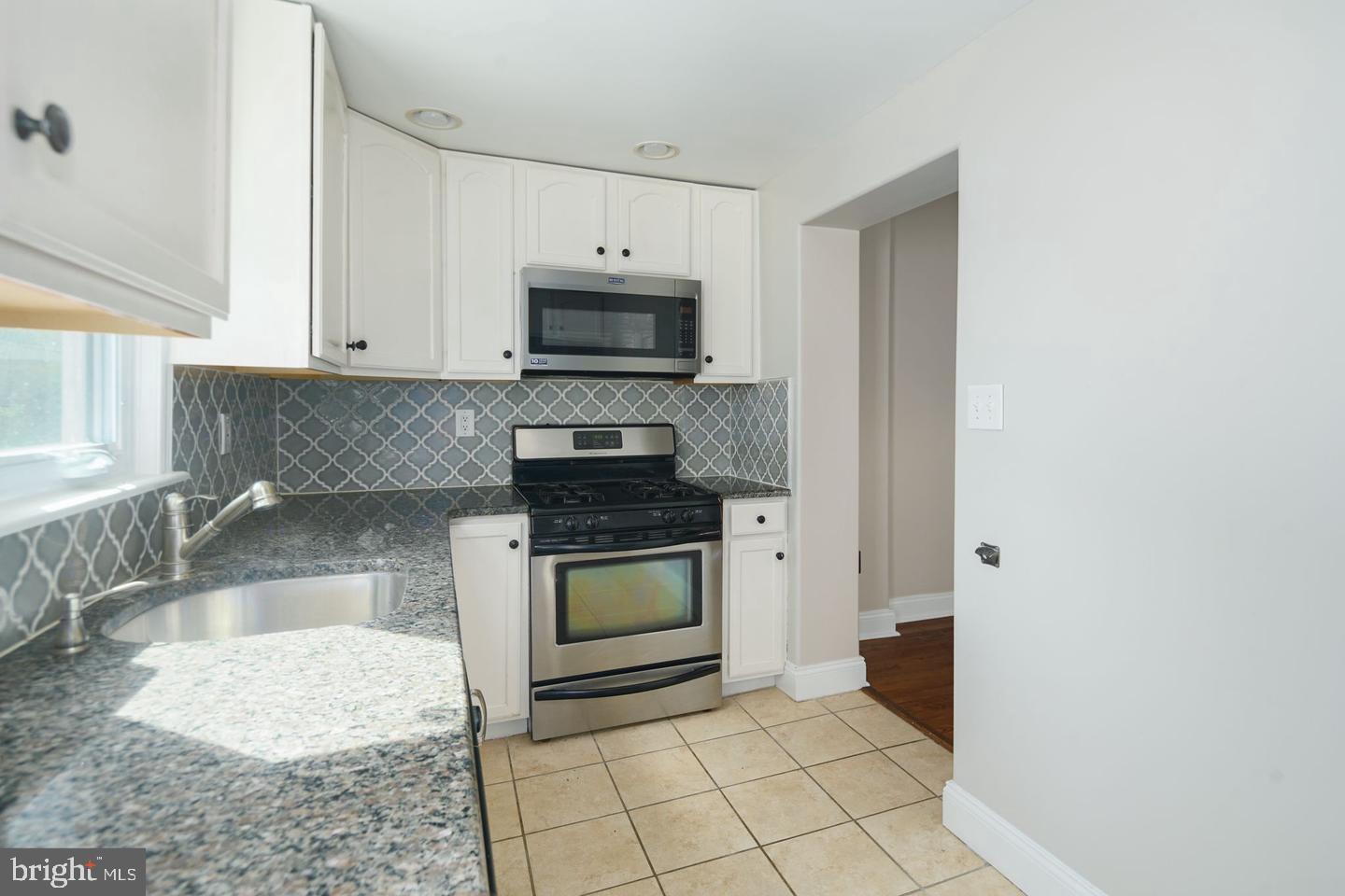 MANAYUNK - Residential Lease