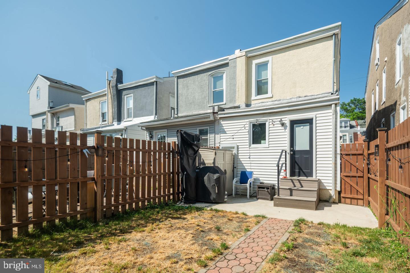 MANAYUNK - Residential Lease