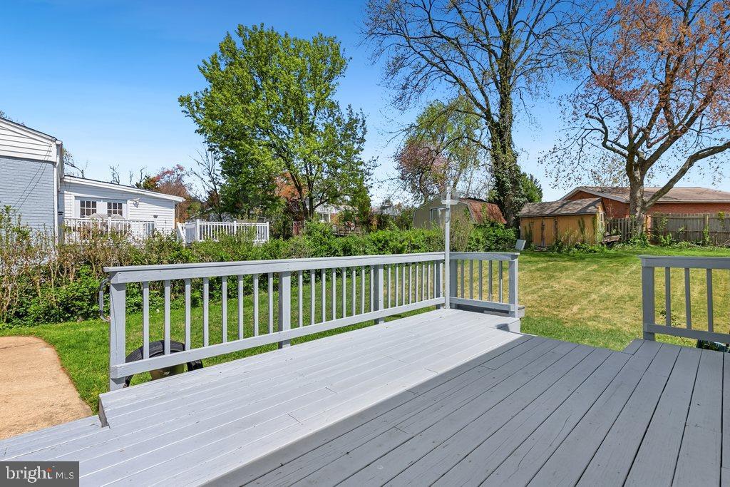 WHEATON FOREST - Residential