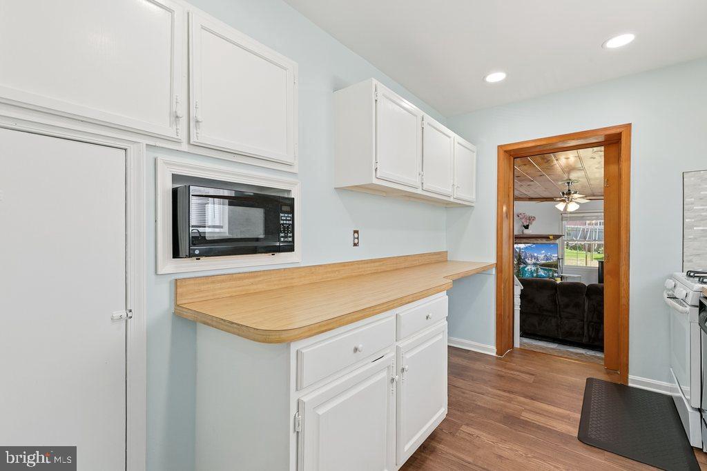 WHEATON FOREST - Residential