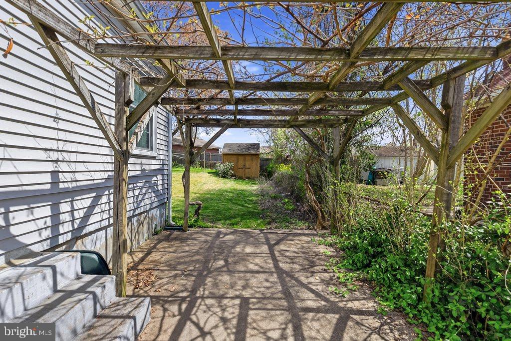 WHEATON FOREST - Residential