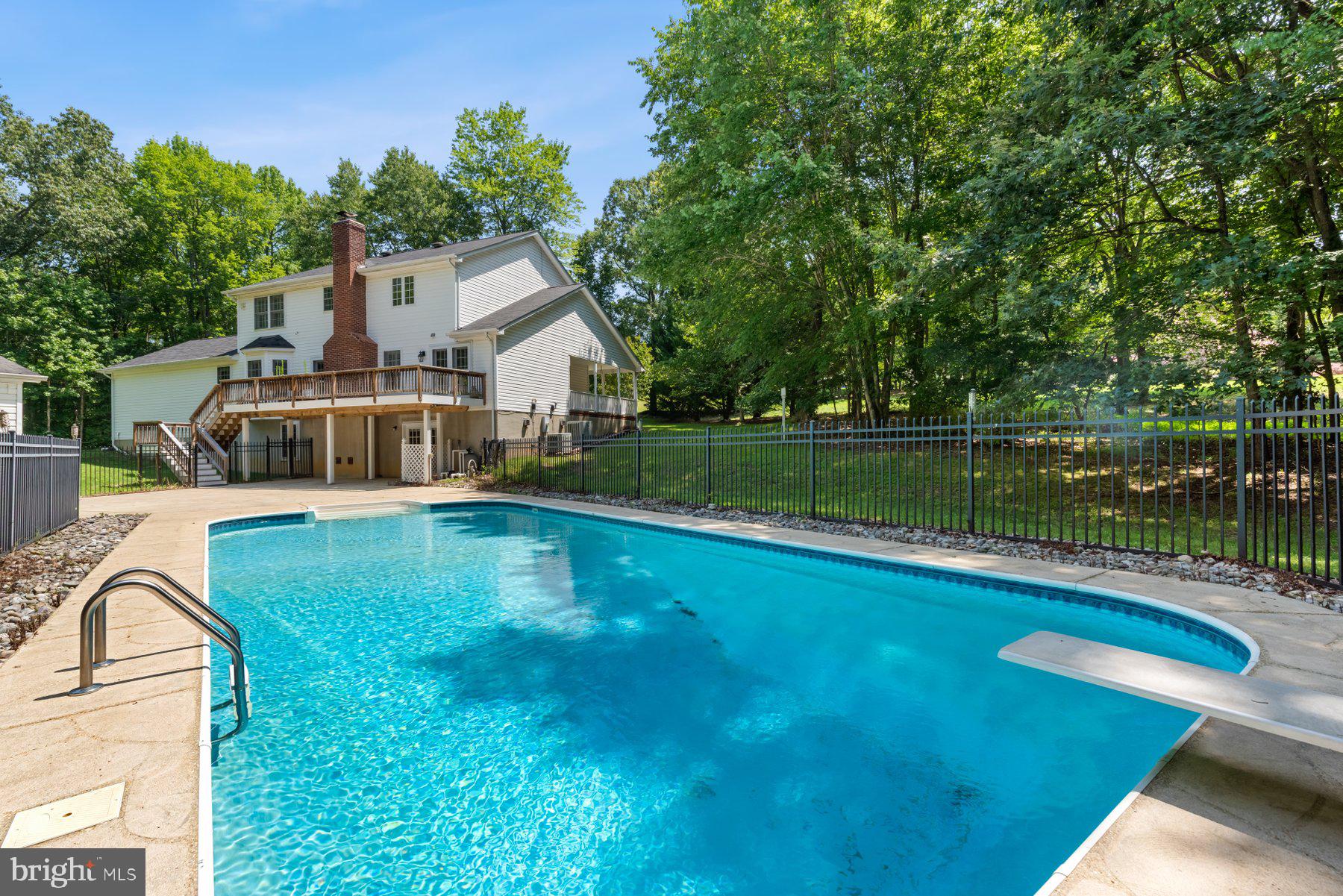 6500 DOBBINS COURT