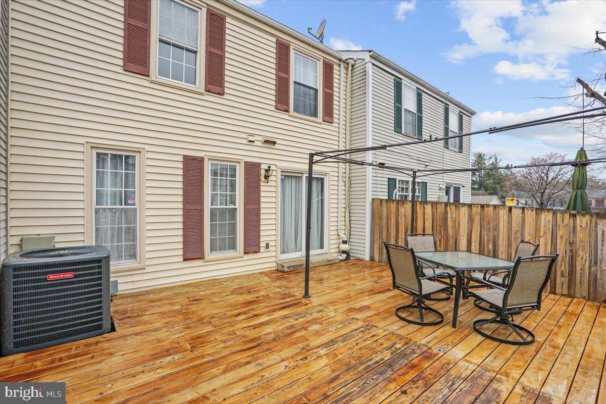 PLEASANT FIELDS - Residential Lease