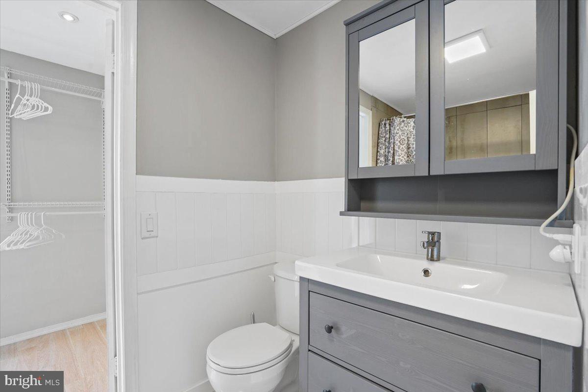 PLEASANT FIELDS - Residential Lease