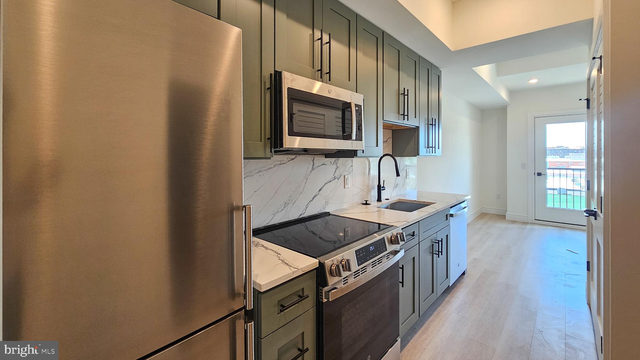 KENSINGTON - Residential Lease