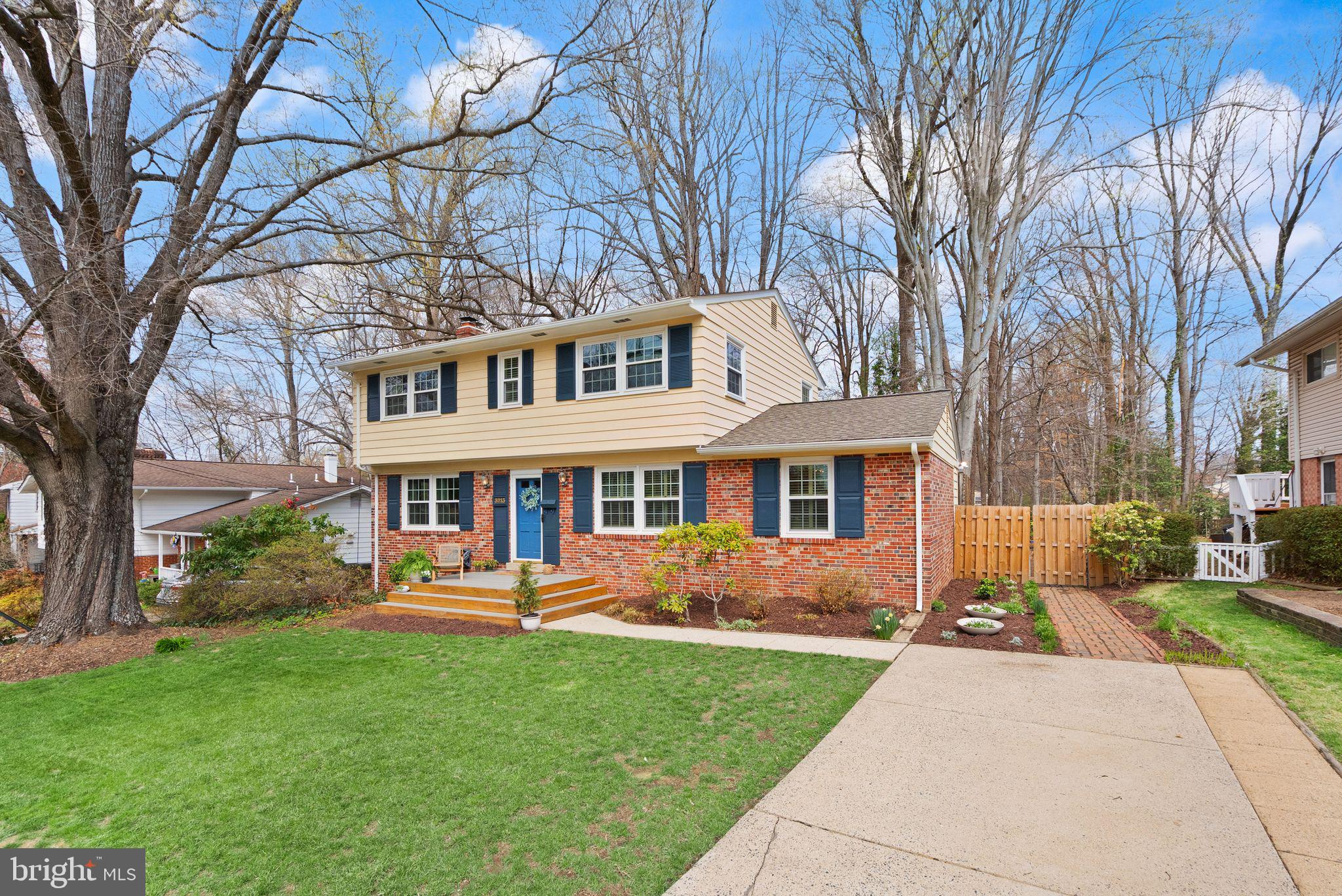 3213 FAIR WOODS PARKWAY