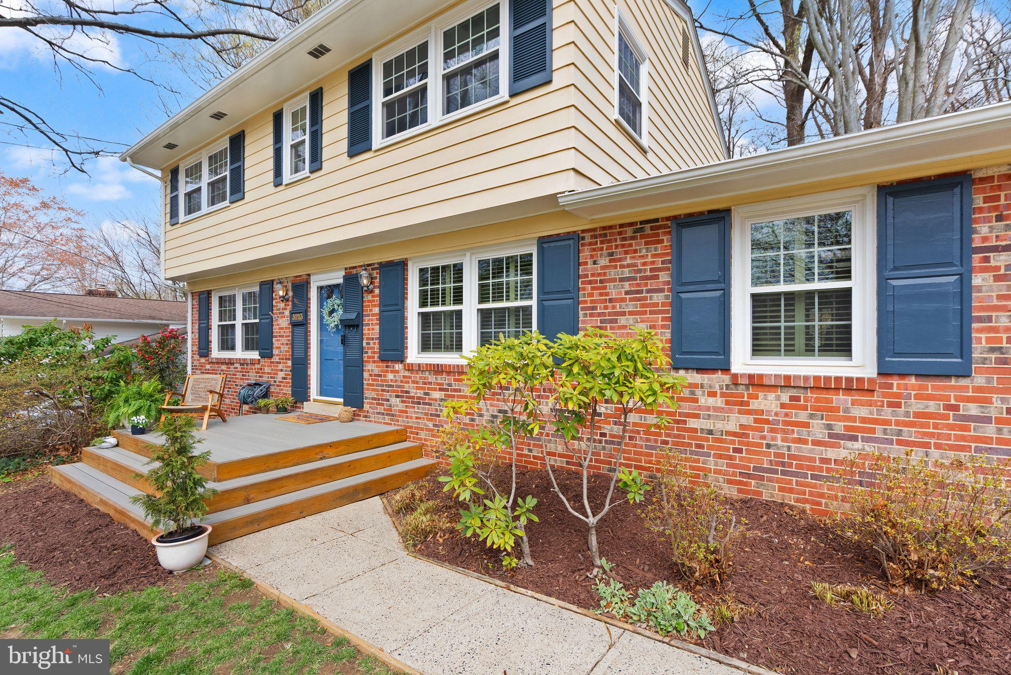 3213 FAIR WOODS PARKWAY