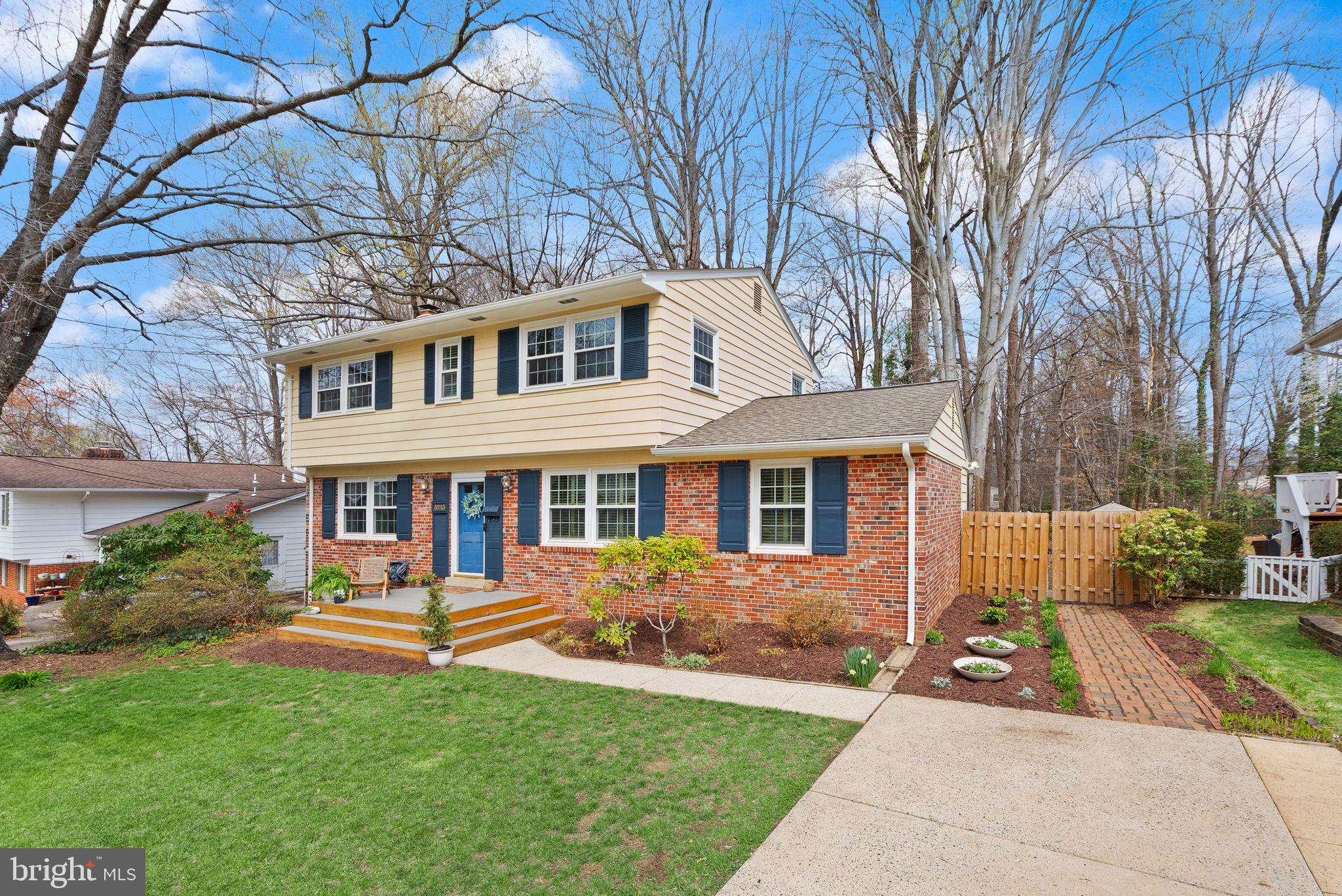 3213 FAIR WOODS PARKWAY