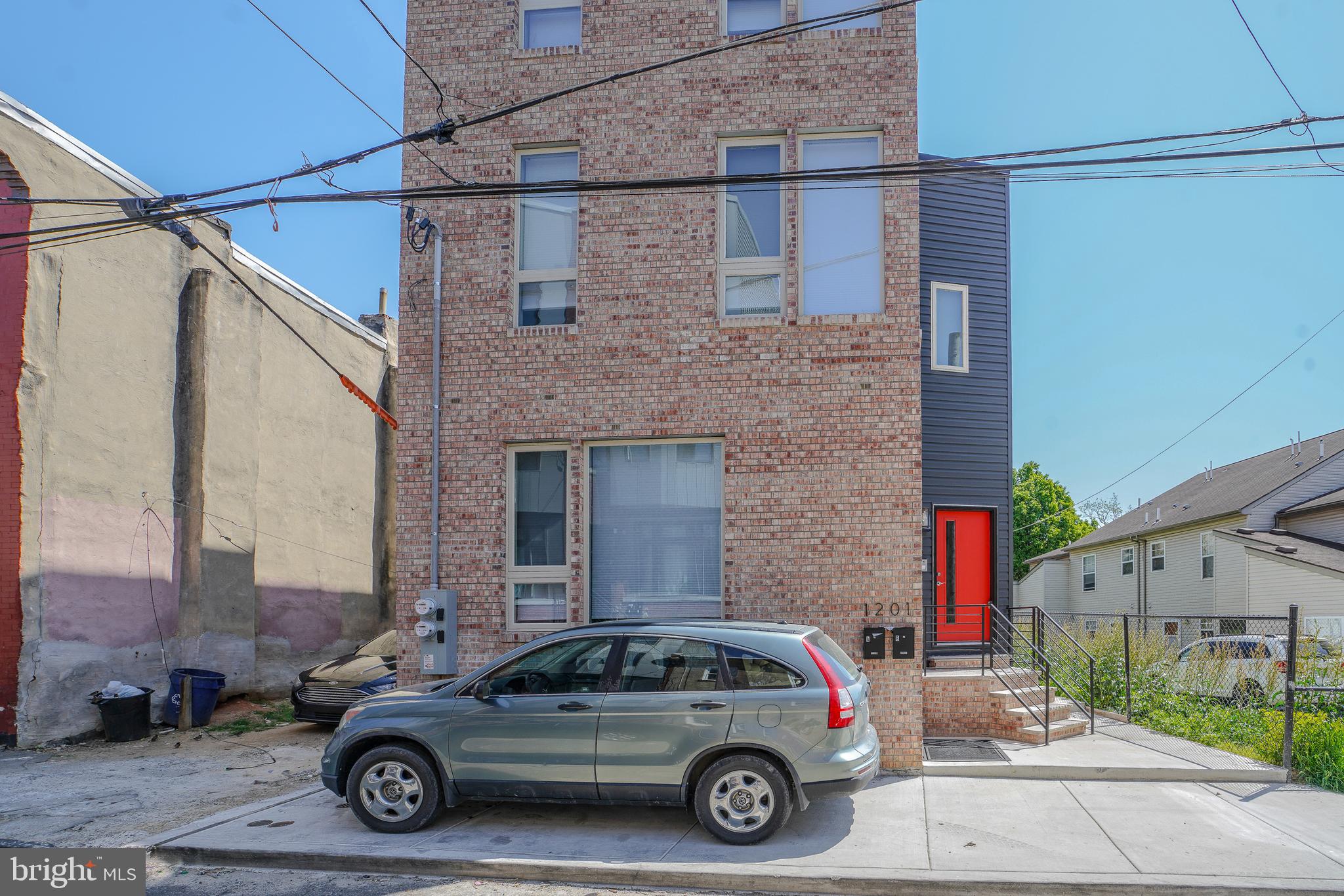 1201 N TAYLOR STREET 1