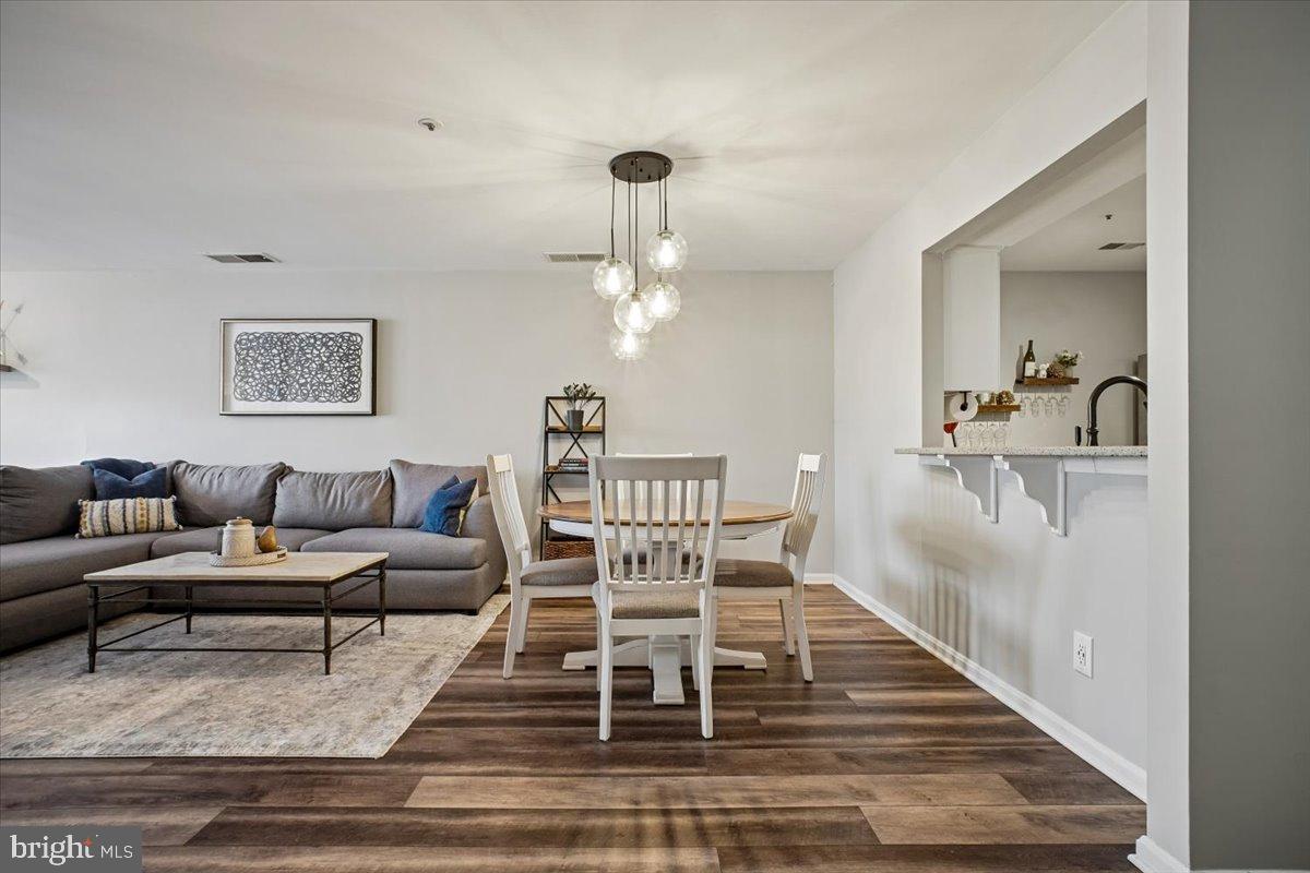 244 S REYNOLDS STREET 109