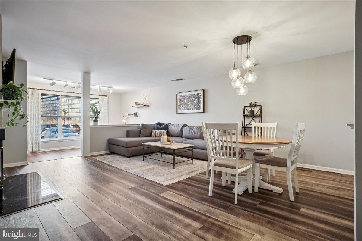 244 S REYNOLDS STREET 109