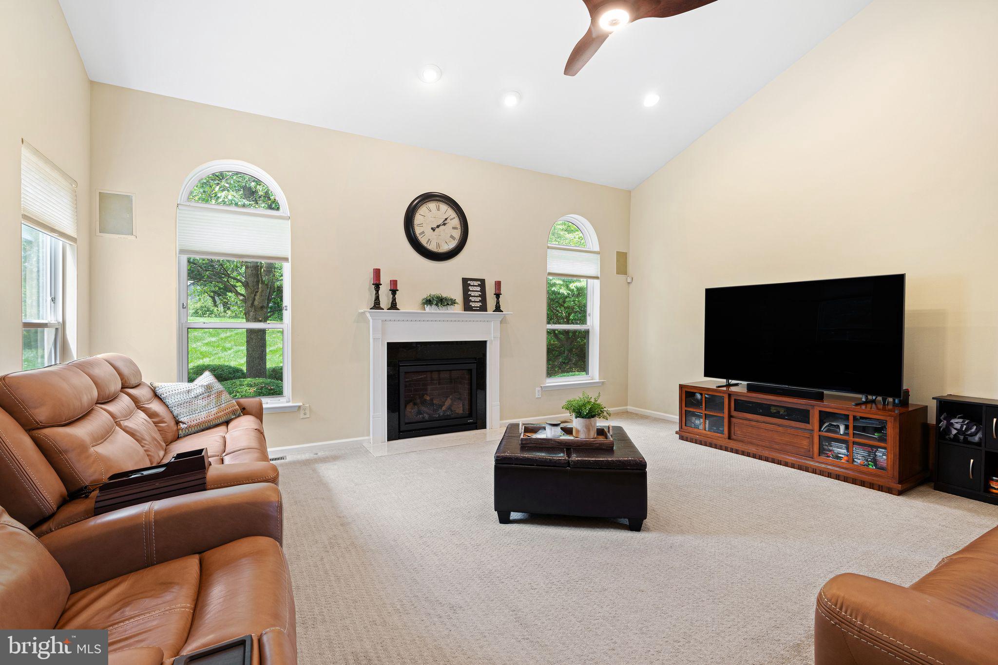 WILSHIRE GLEN - Residential