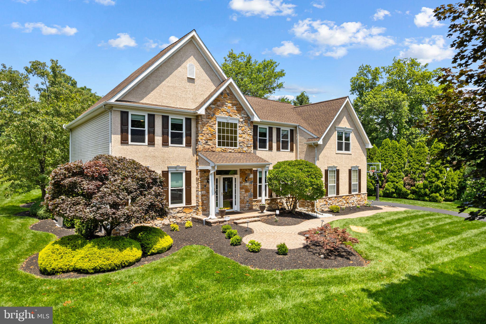 114 PINE LANE E