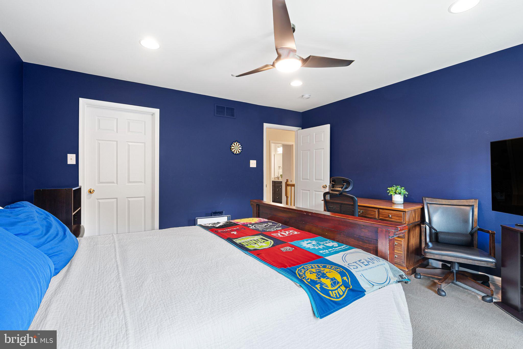 WILSHIRE GLEN - Residential