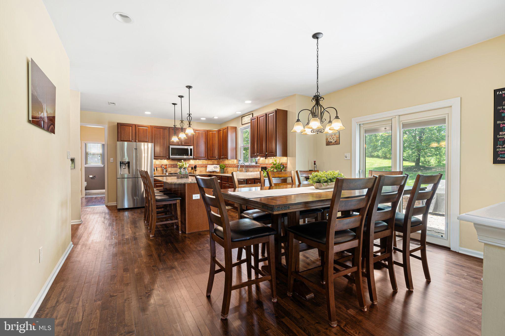 WILSHIRE GLEN - Residential