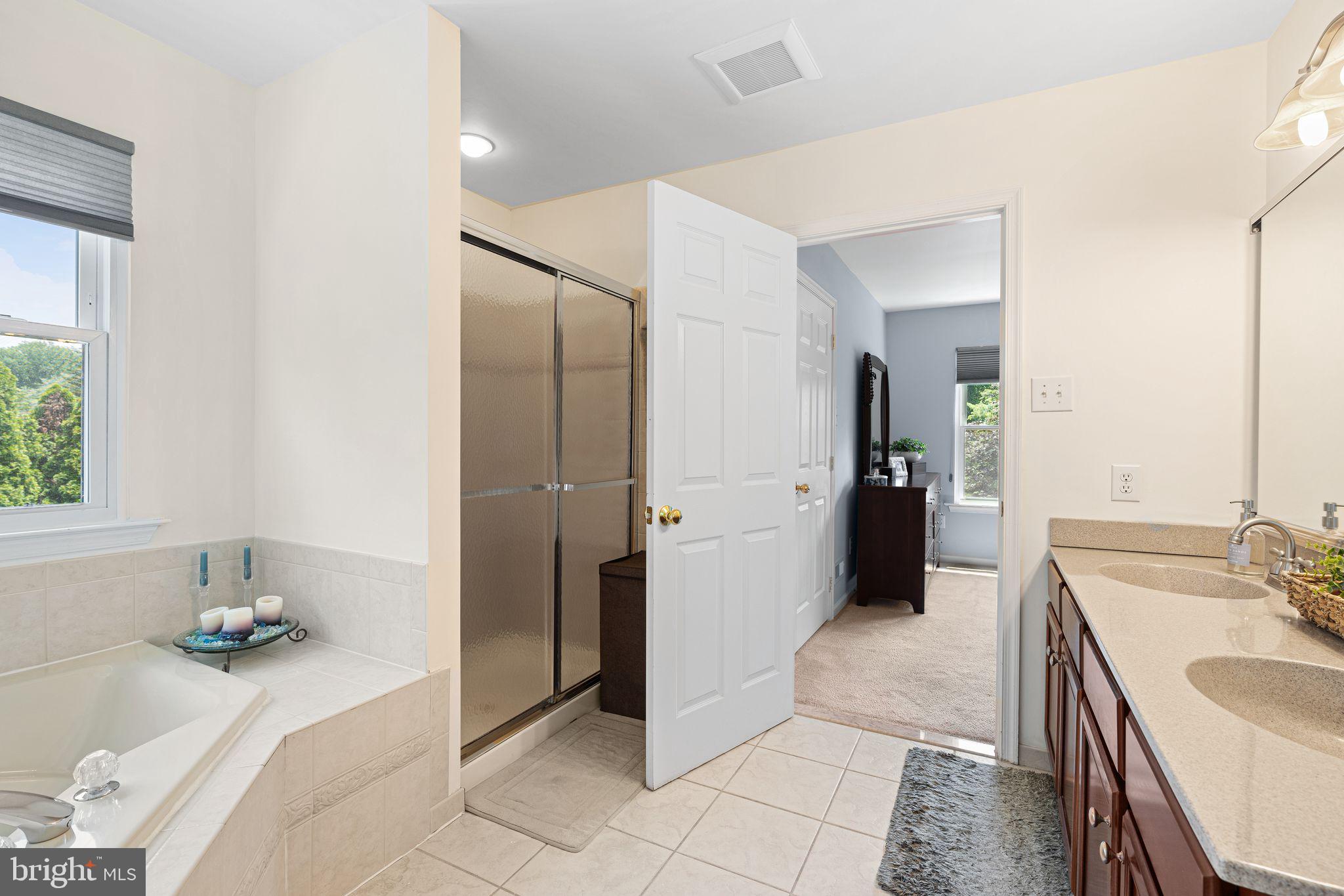 WILSHIRE GLEN - Residential