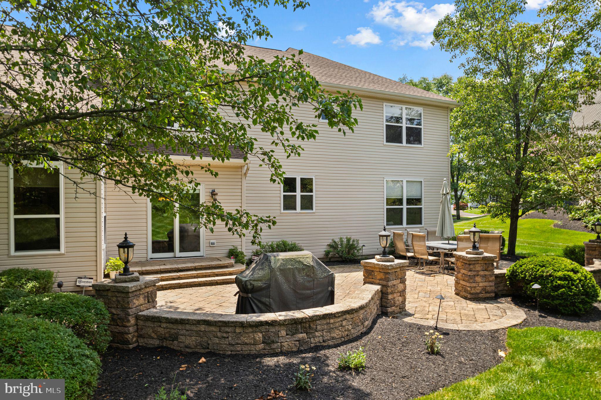114 PINE LANE E