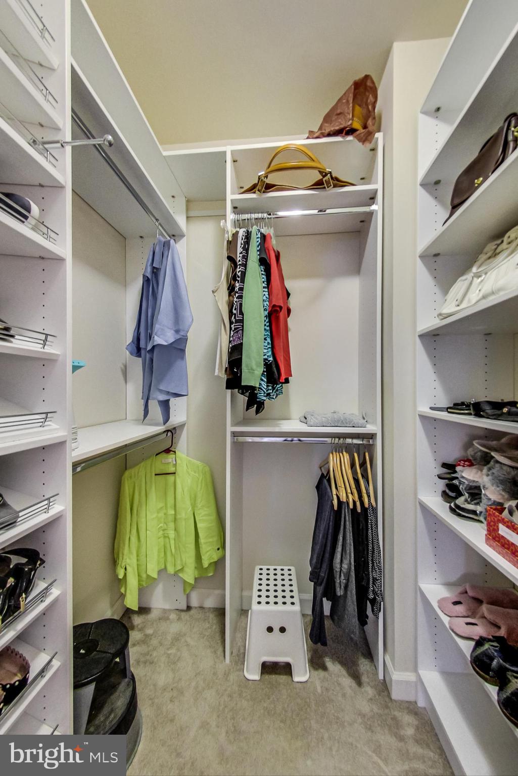 MAPLE RIDGE - Residential