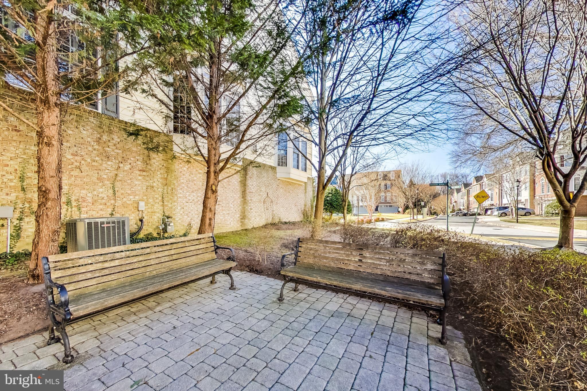 MAPLE RIDGE - Residential