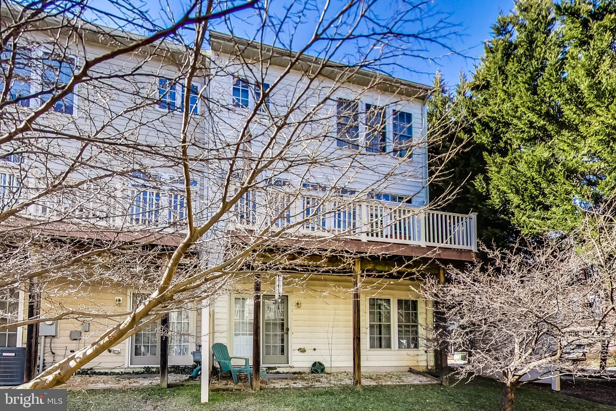 MAPLE RIDGE - Residential