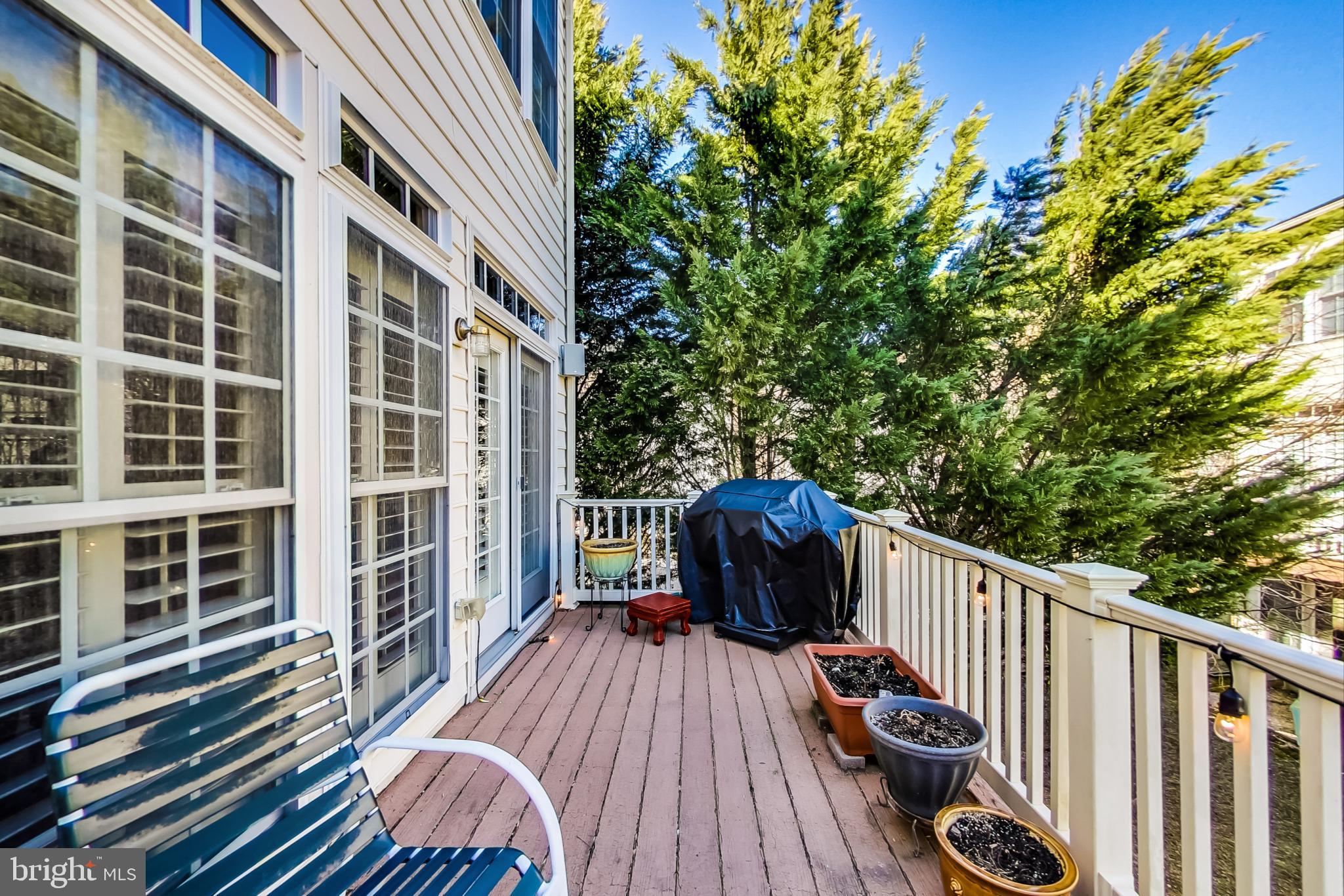 MAPLE RIDGE - Residential