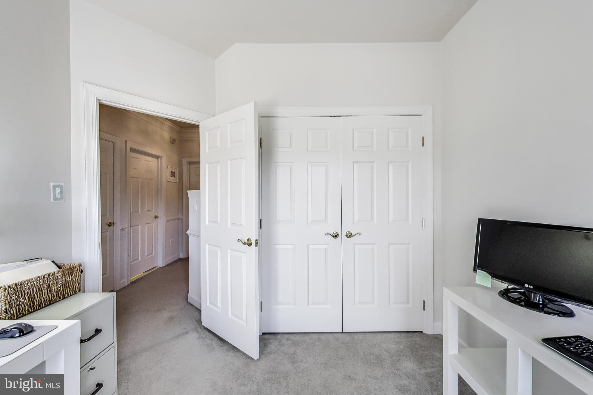 MAPLE RIDGE - Residential