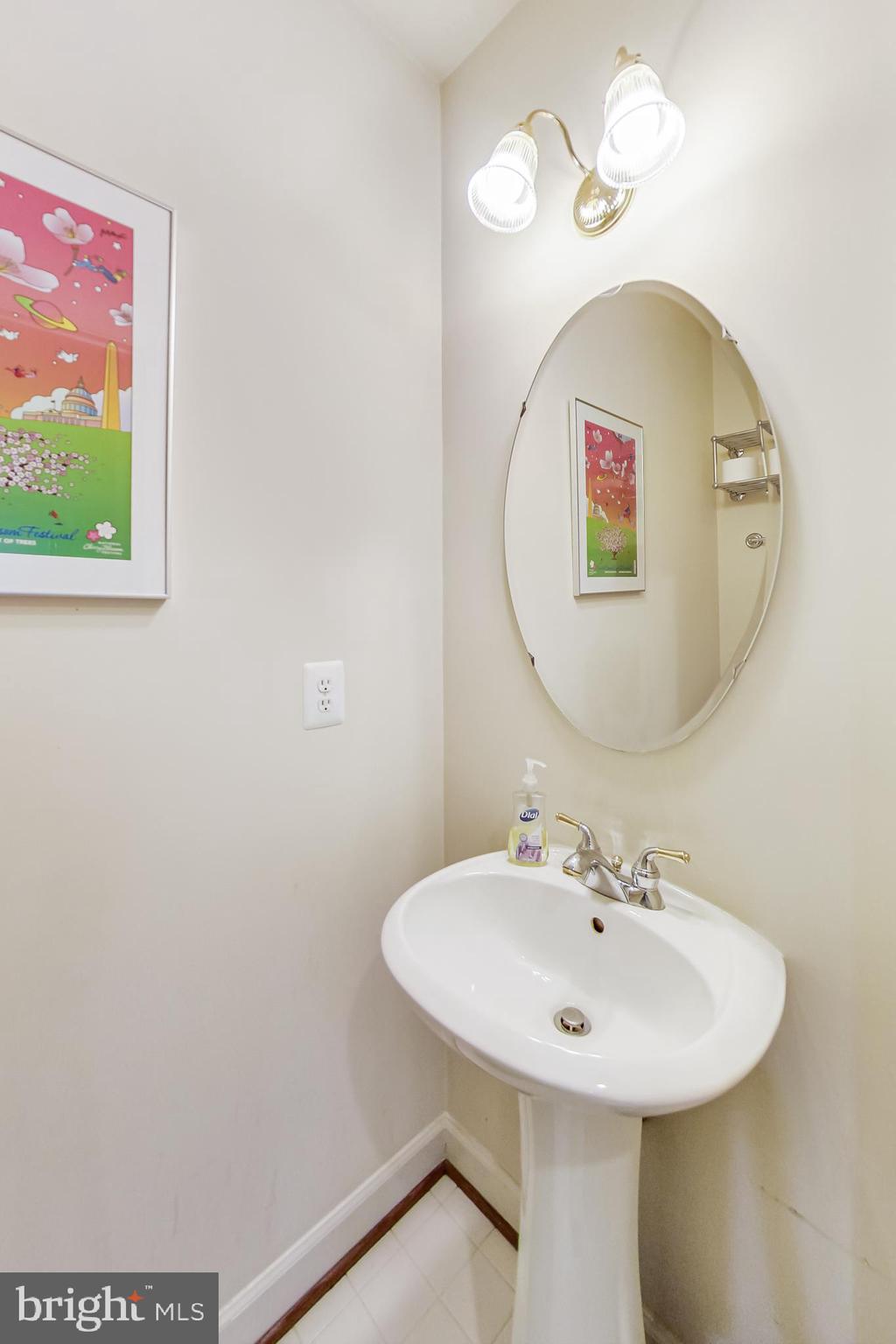 MAPLE RIDGE - Residential