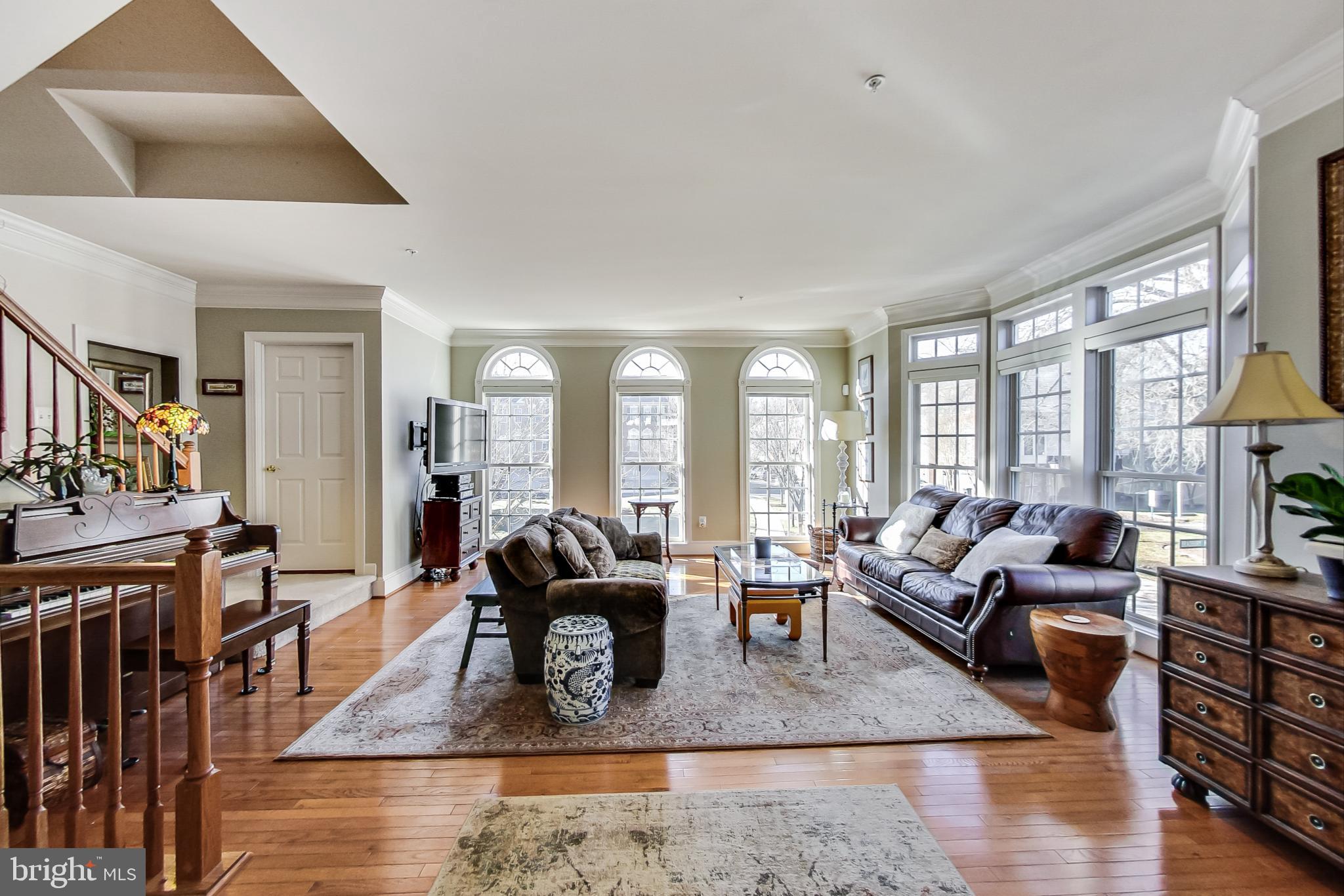 MAPLE RIDGE - Residential