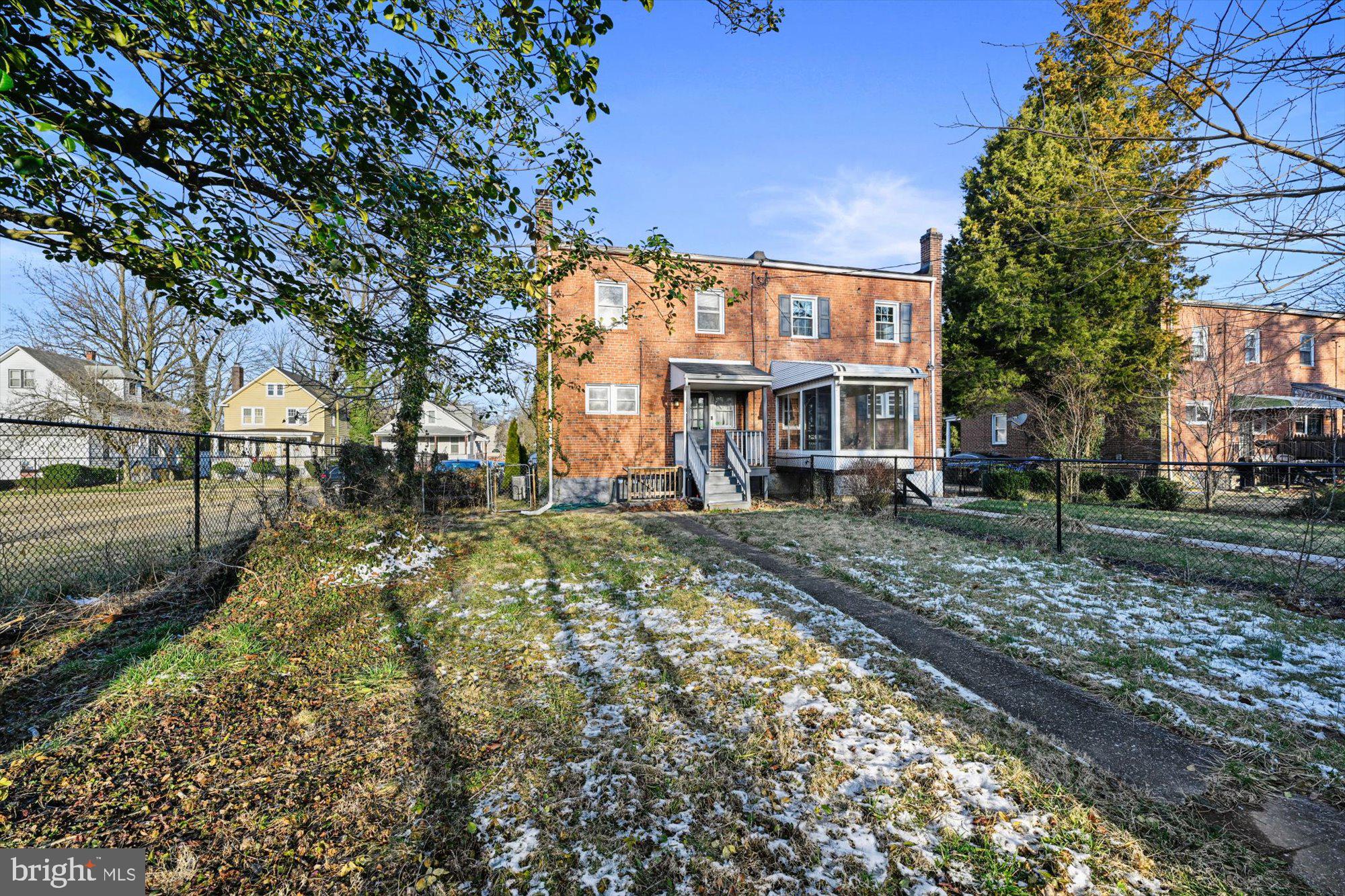 HOWARD PARK - Residential